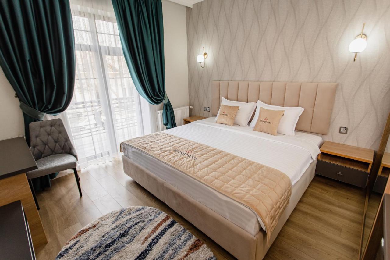 Wellfort Hotel Samarkand Esterno foto