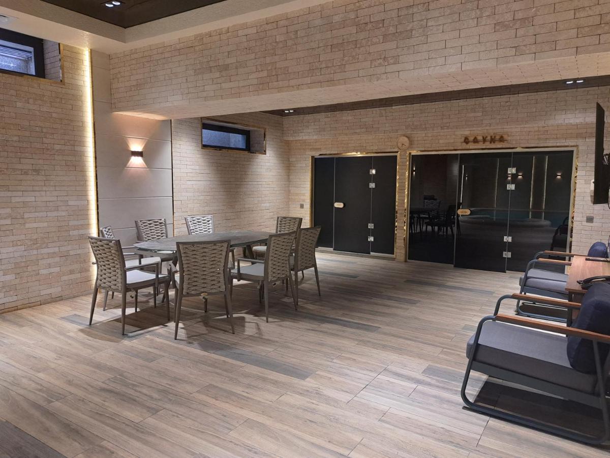 Wellfort Hotel Samarkand Esterno foto