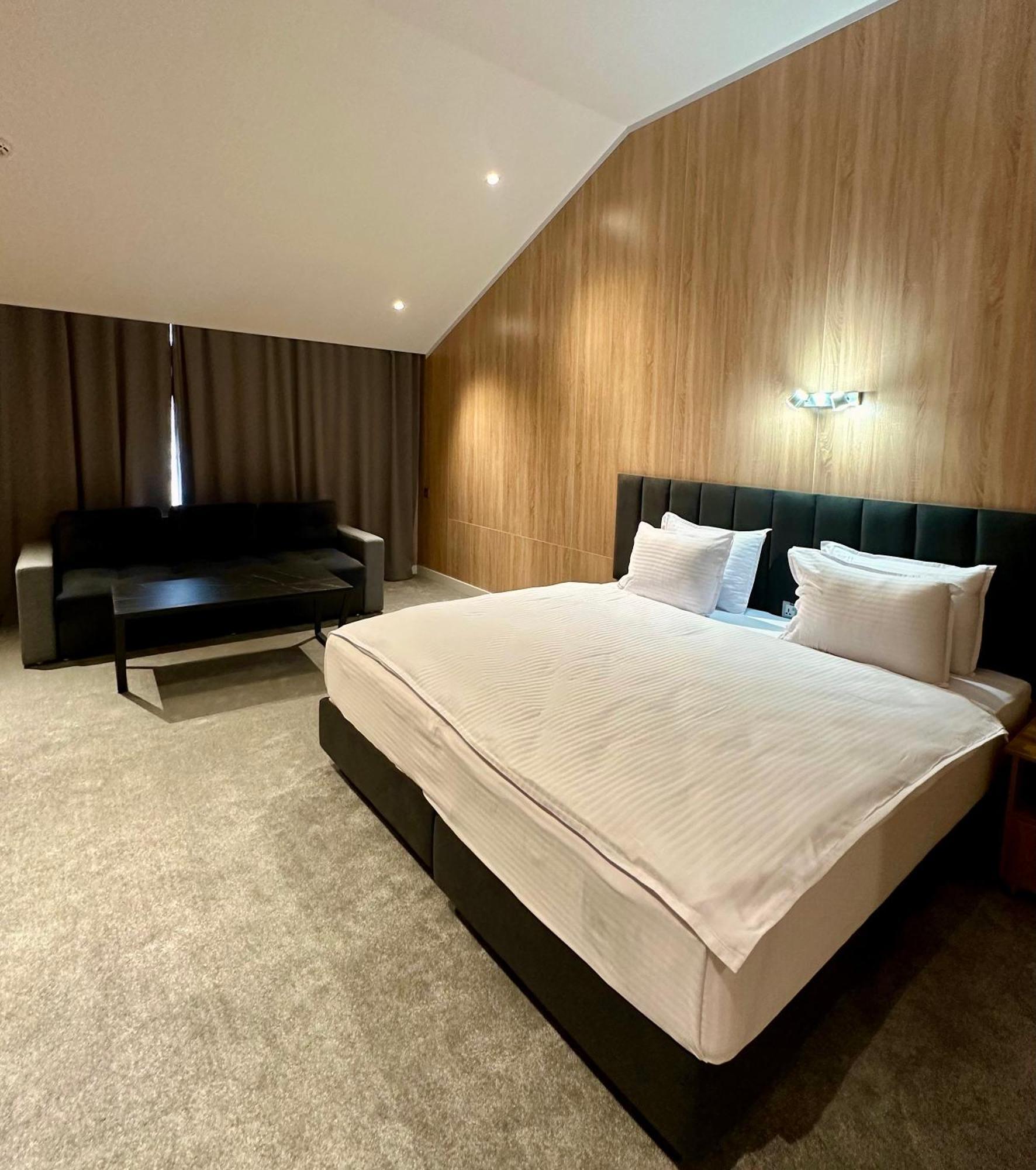 Wellfort Hotel Samarkand Esterno foto