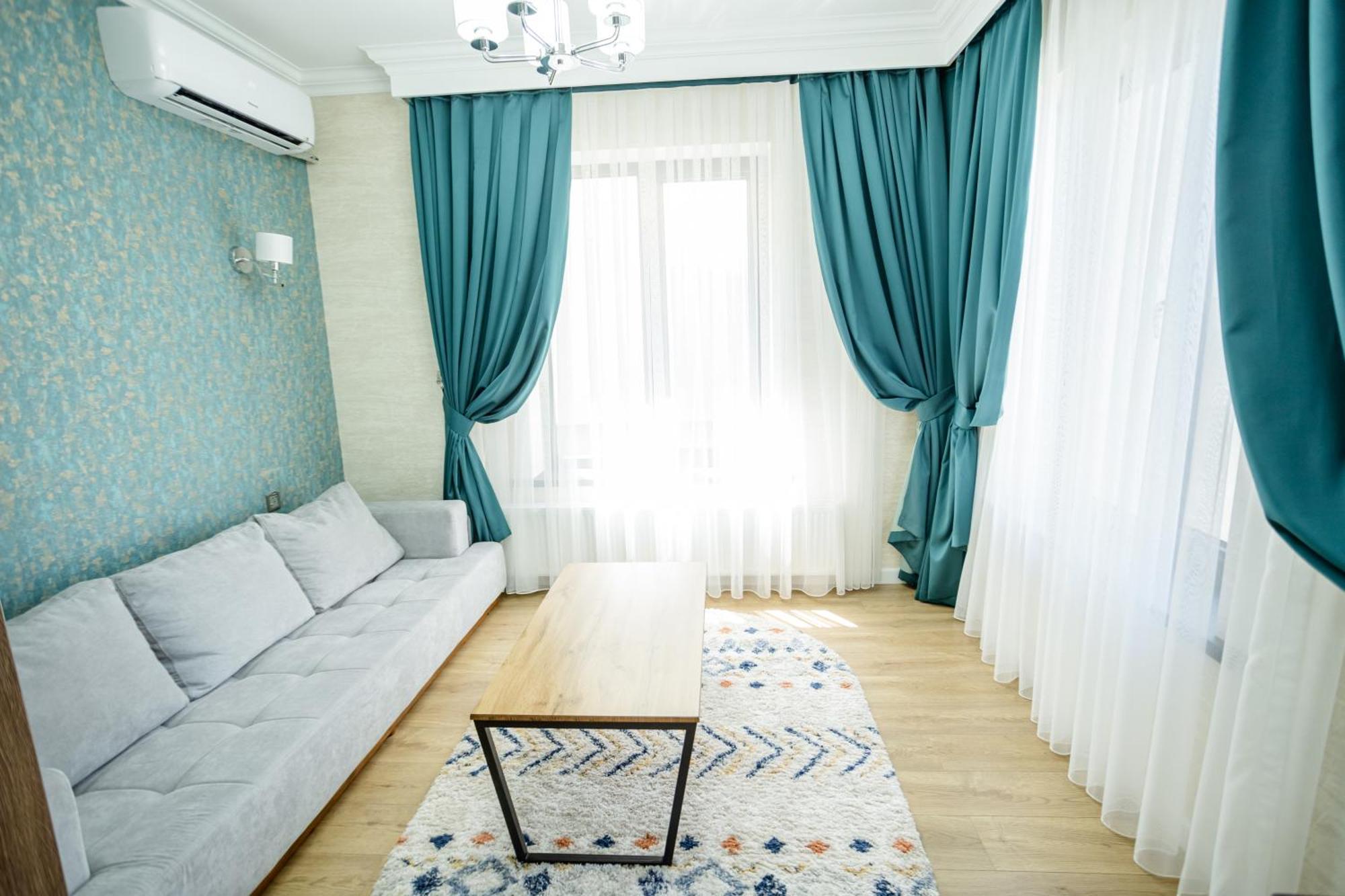 Wellfort Hotel Samarkand Esterno foto